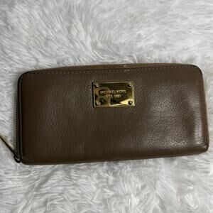 MICHAEL KORS Zip Around Wallet